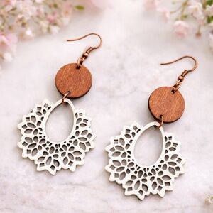 2 for $30 🔥 White Filigree Wood Dangle Earrings